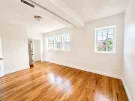 featured image of 1895 Smith St
