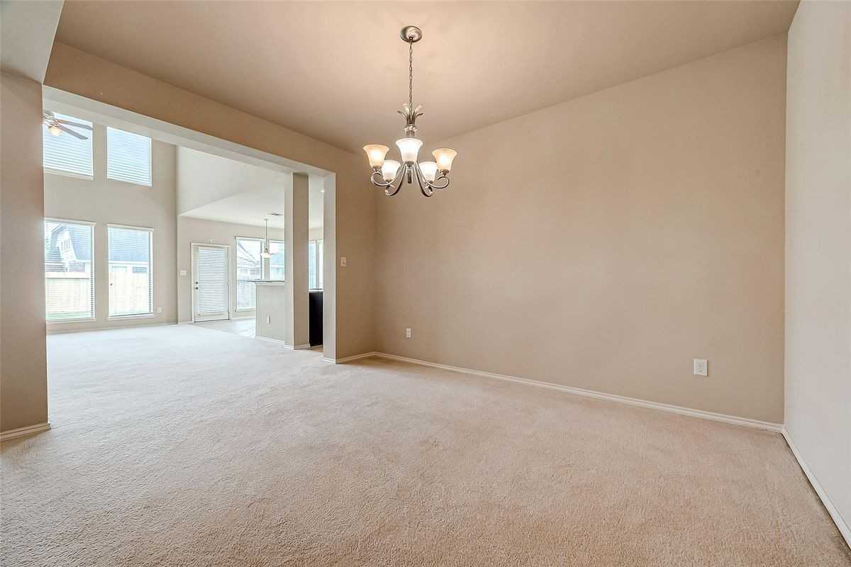 16010 Juniper Shores Dr - Photo 4 of 13