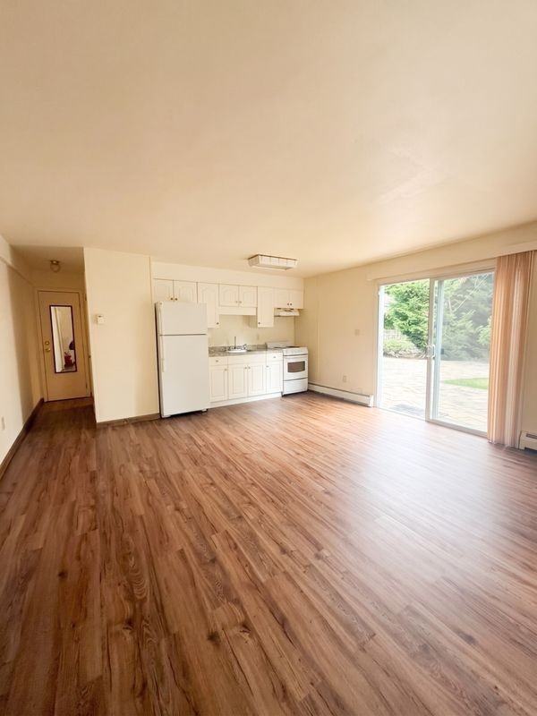 29 W Lake Dr - Photo 2 of 5