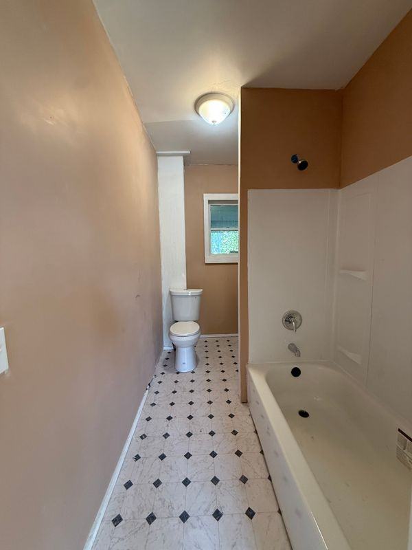 170 King St - Photo 4 of 15