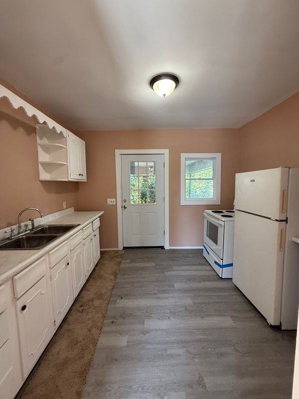 170 King St - Photo 6 of 15