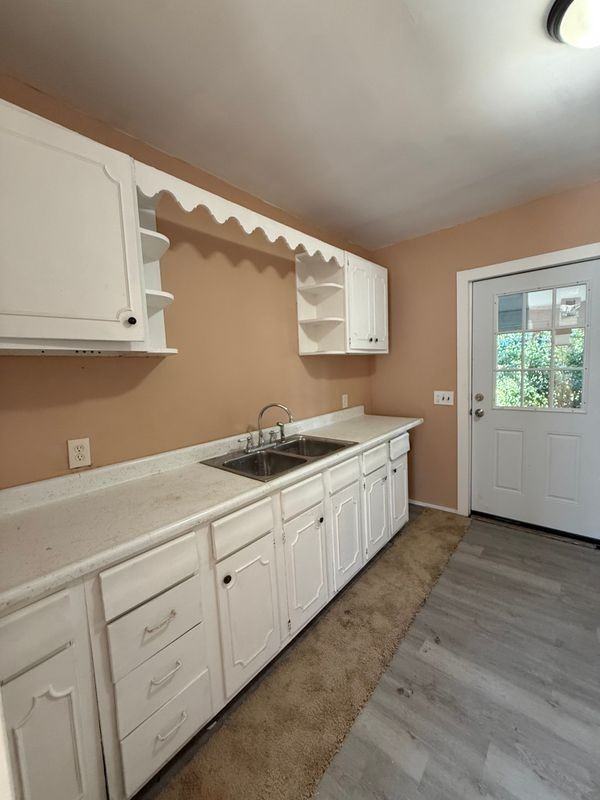 170 King St - Photo 7 of 15