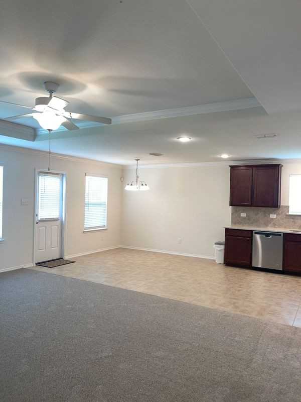 138 Waxberry Dr - Photo 7 of 16