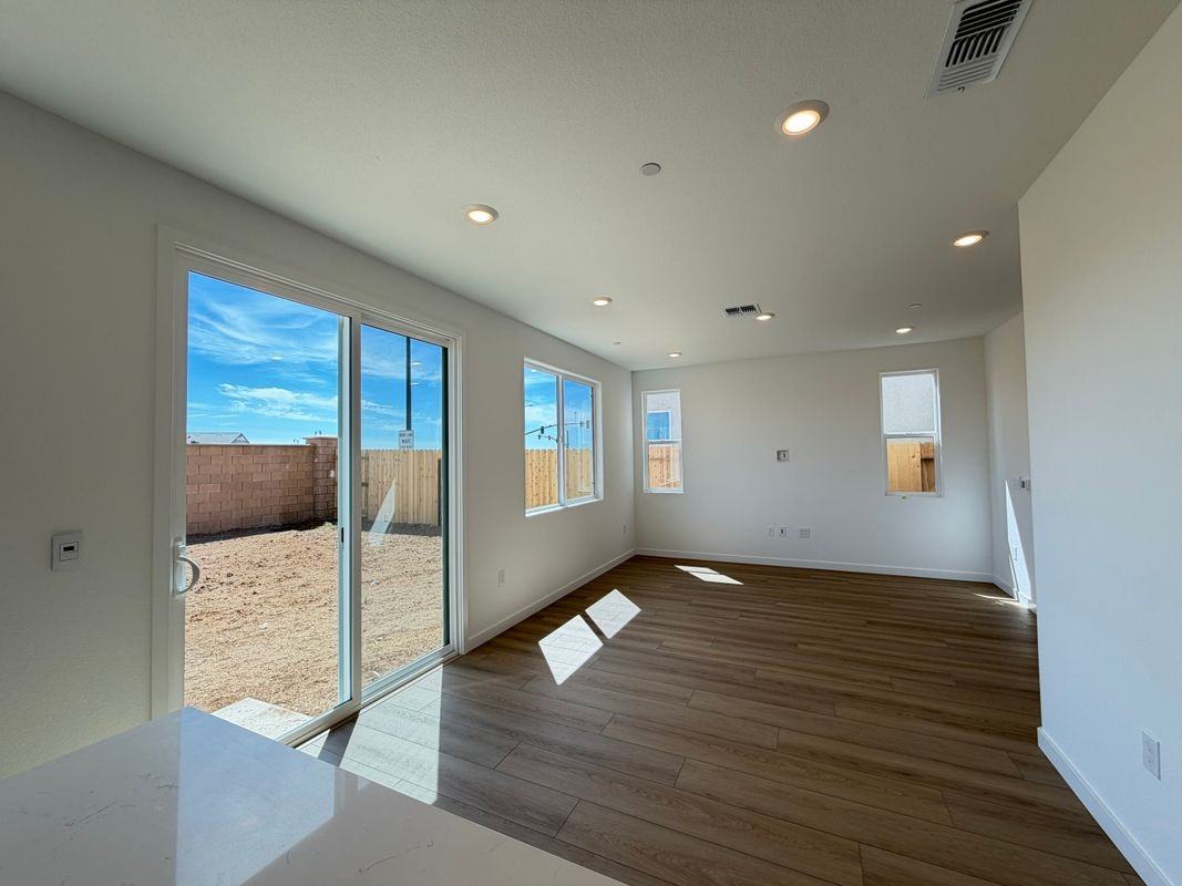 8333 Mincey Way - Photo 6 of 14