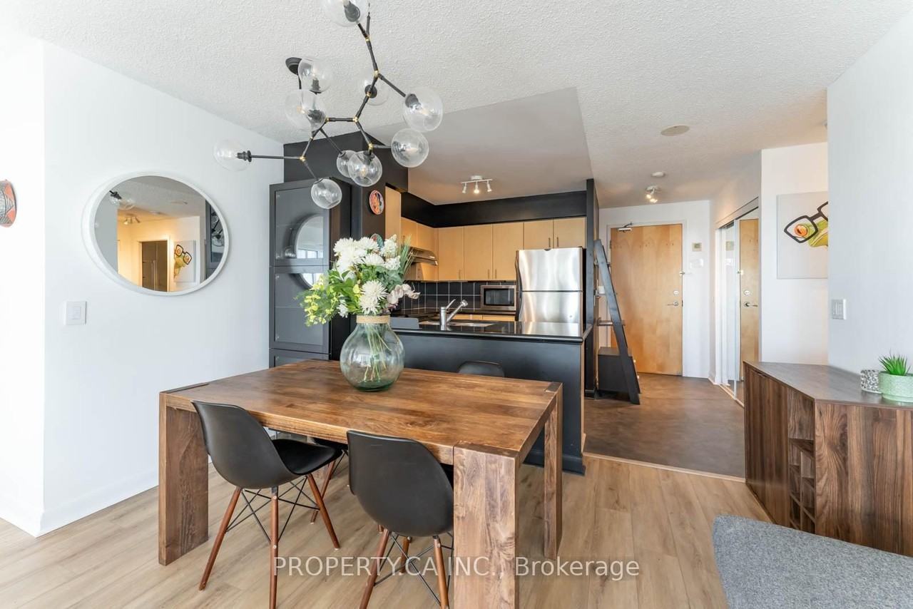 4978 Yonge Street #1609 - Photo 4 of 20