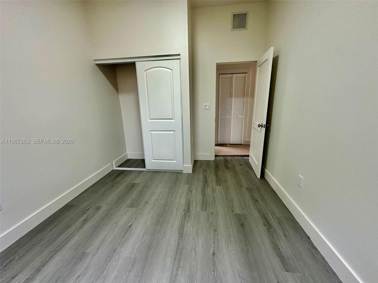 2377 NW 105th St - Photo 5 of 20