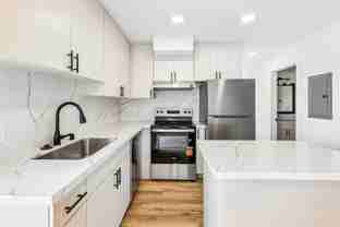 The Mayer @ PB | Modern Pacific Beach Apartments Near the Coast - Photo 1 of 1