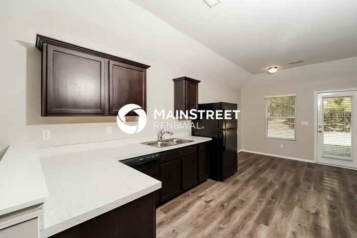 545 Fox Run Cir - Photo 6 of 16