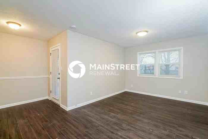 6404 Venango Dr - Photo 6 of 16