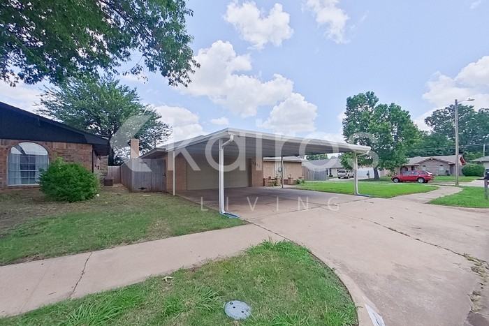 2501 Sw 91st St - Photo 2 of 22