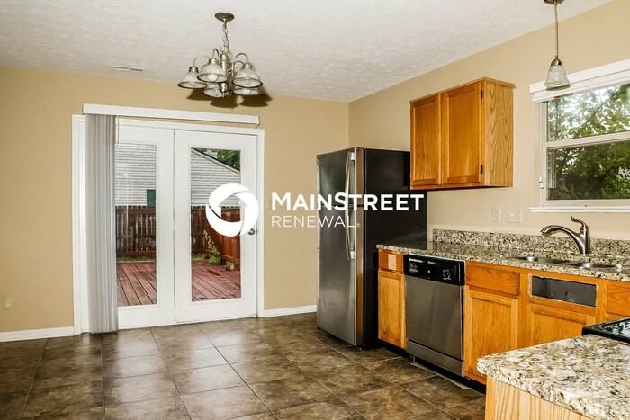 6632 Gadsen Ct - Photo 5 of 17