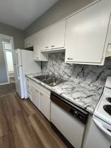 Hikes Point Apartments - Photo 1 of 1