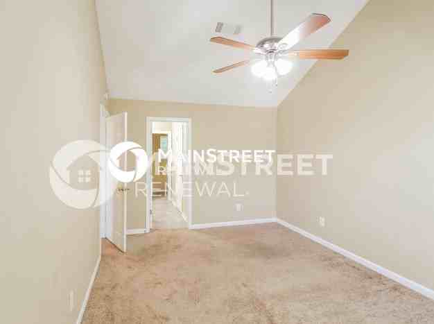 45 Fairclift Dr - Photo 7 of 17