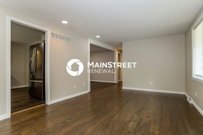 6946 N Hickory St - Photo 7 of 17