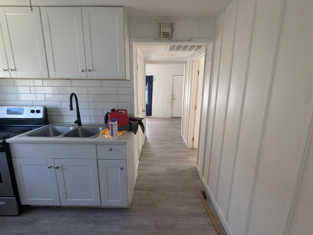 102 E. Hatcher Rd. (CB) - Photo 6 of 31