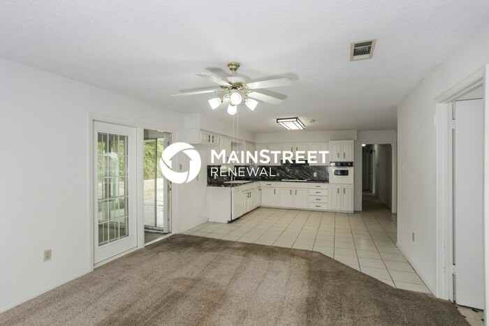 5213 South Dr - Photo 4 of 16