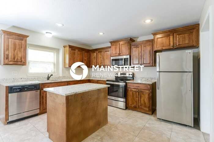 409 Golfview Dr - Photo 6 of 17