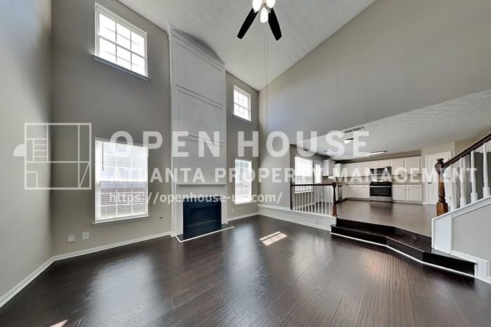 2720 Austin Ridge Dr - Photo 4 of 22