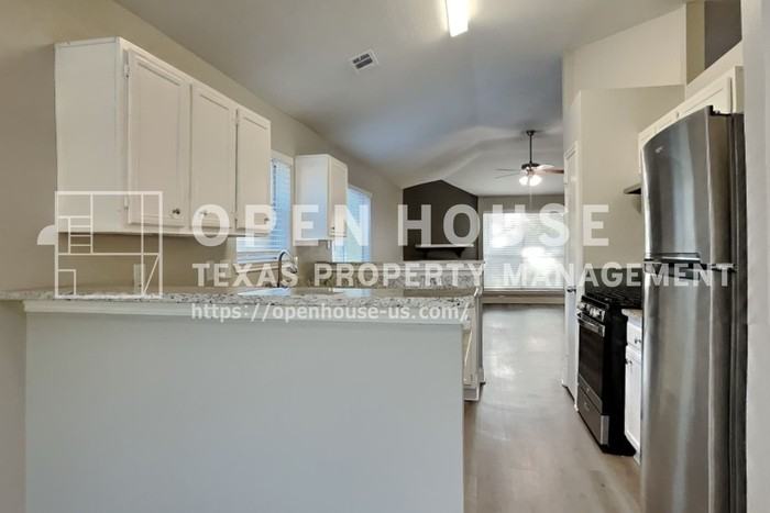 29118 Stapleford St - Photo 6 of 20