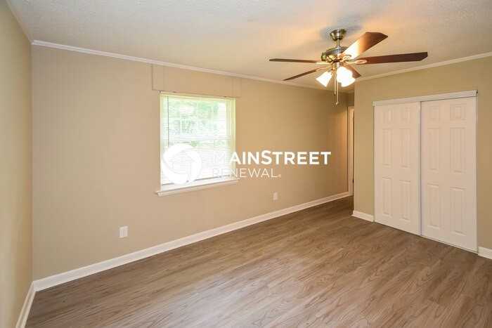 5084 Oak Leaf Cir - Photo 6 of 16
