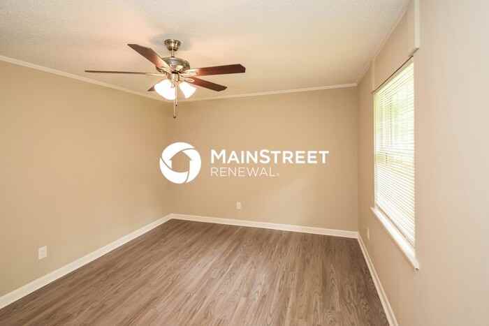 5084 Oak Leaf Cir - Photo 7 of 16