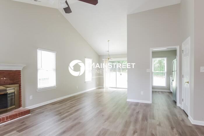 10616 Spruce Knob Ln - Photo 5 of 16