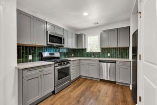 504 E Young Pl - Photo 1 of 1