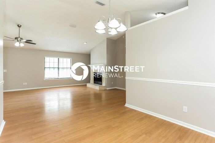 1330 Westlawn Dr - Photo 5 of 16