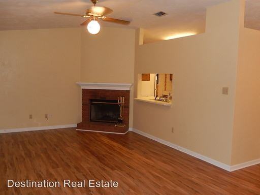 138 Whetherbine Way W - Photo 3 of 20