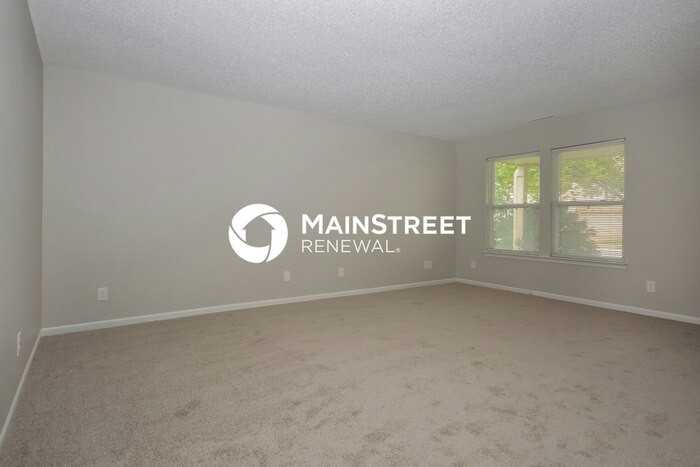 2265 Shadowbrook Dr - Photo 6 of 17