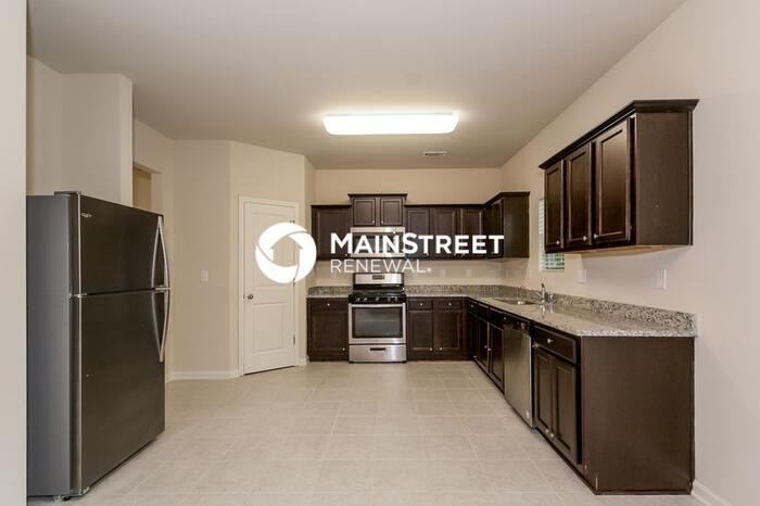 2268 Allman Dr - Photo 3 of 15