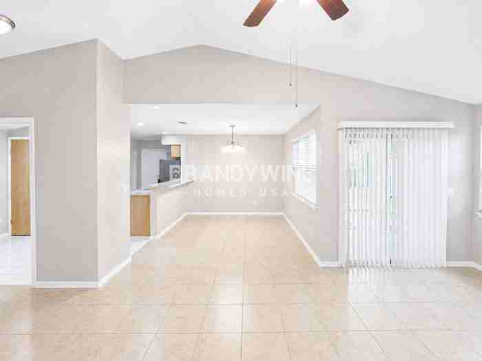 5165 Thoroughbred Blvd - Photo 6 of 25