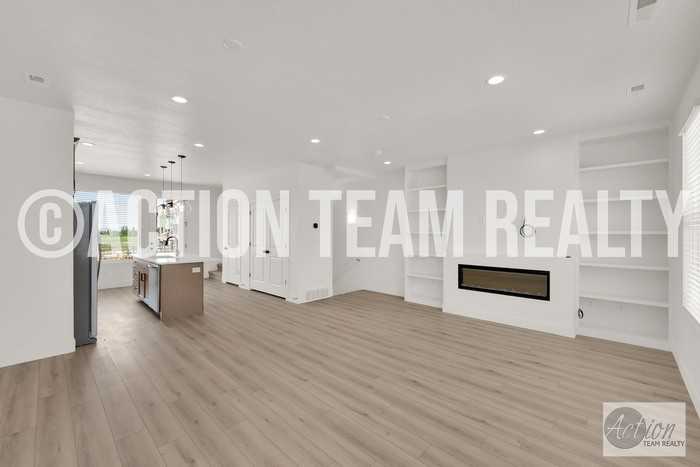 570 N Sego Way - Photo 6 of 26