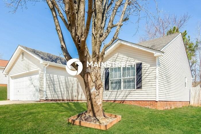 2111 Pleasant Dale Dr - Photo 2 of 16
