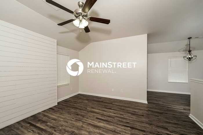 190 Americana Dr - Photo 5 of 17
