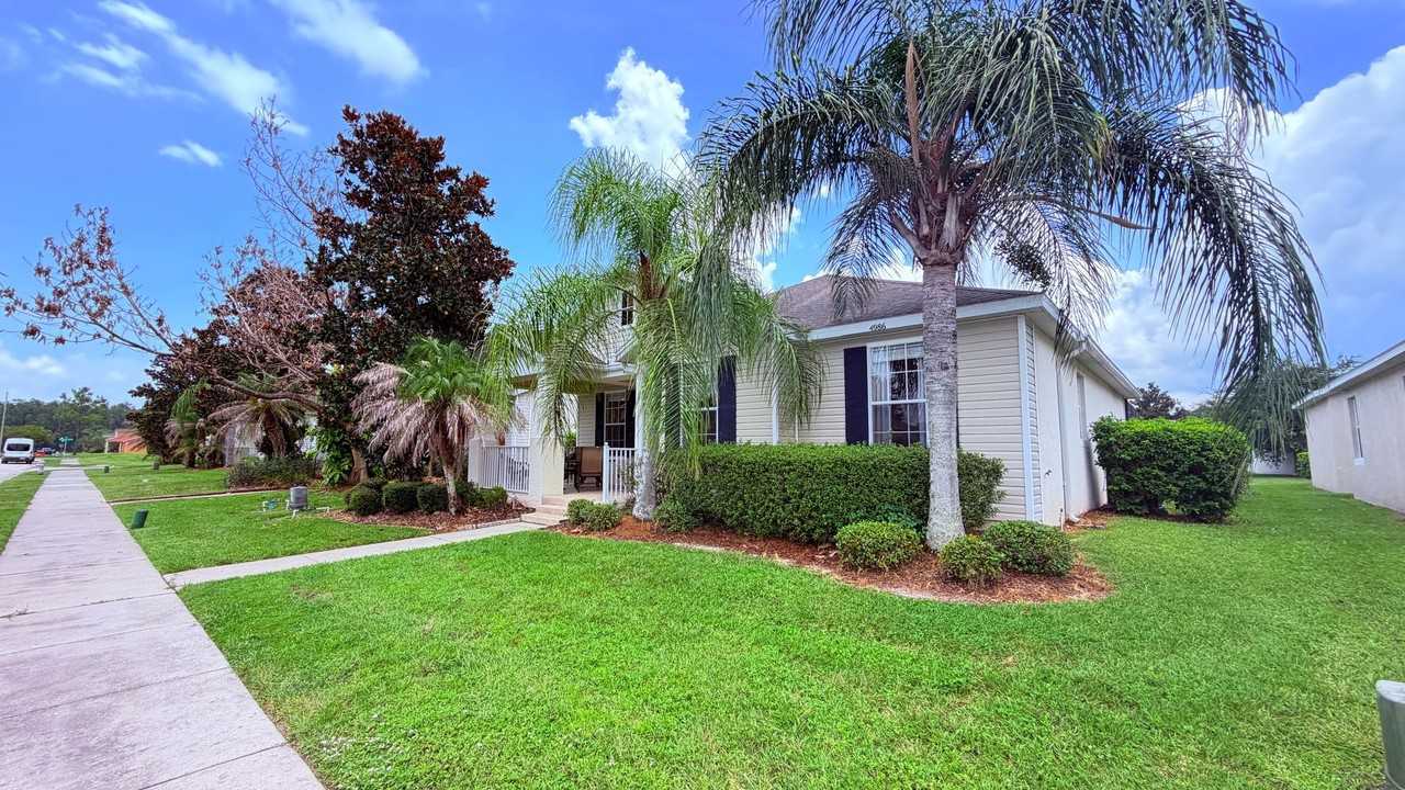 4986 Thames St W - Photo 4 of 50