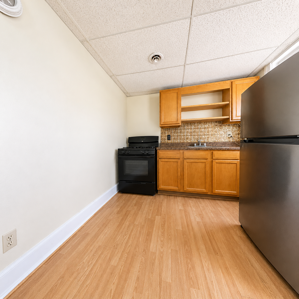800 North Street #C - Photo 5 of 7