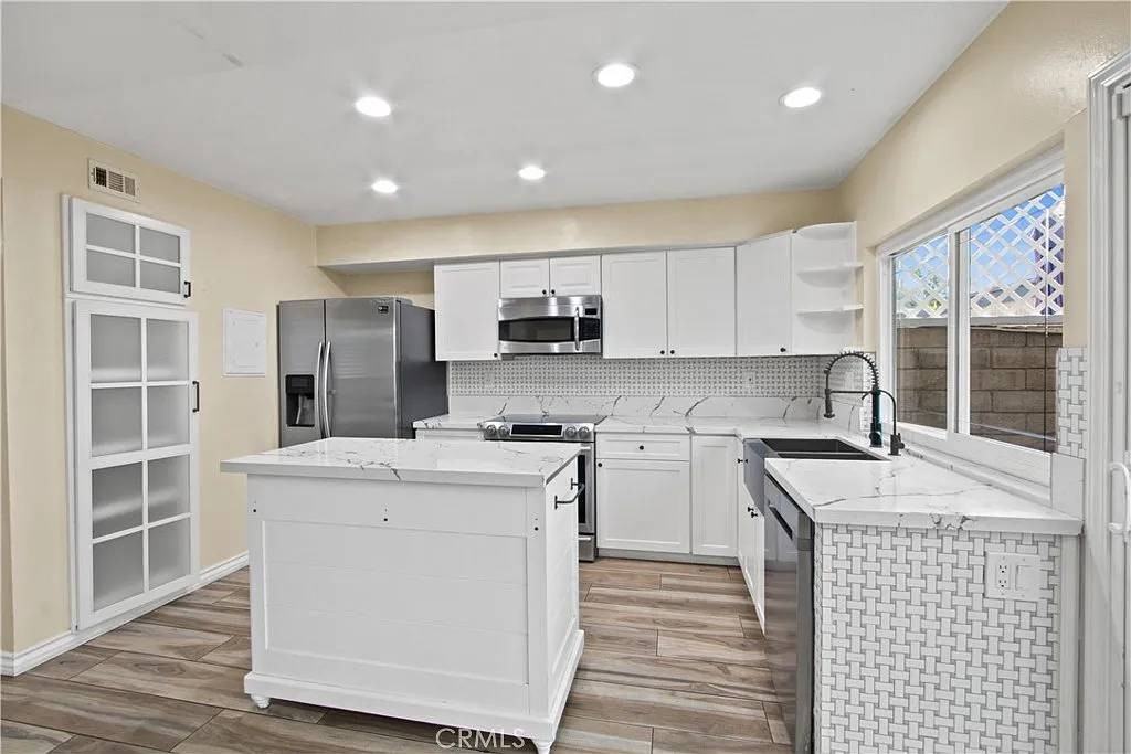 4164 Elizabeth Ct #NA - Photo 5 of 11