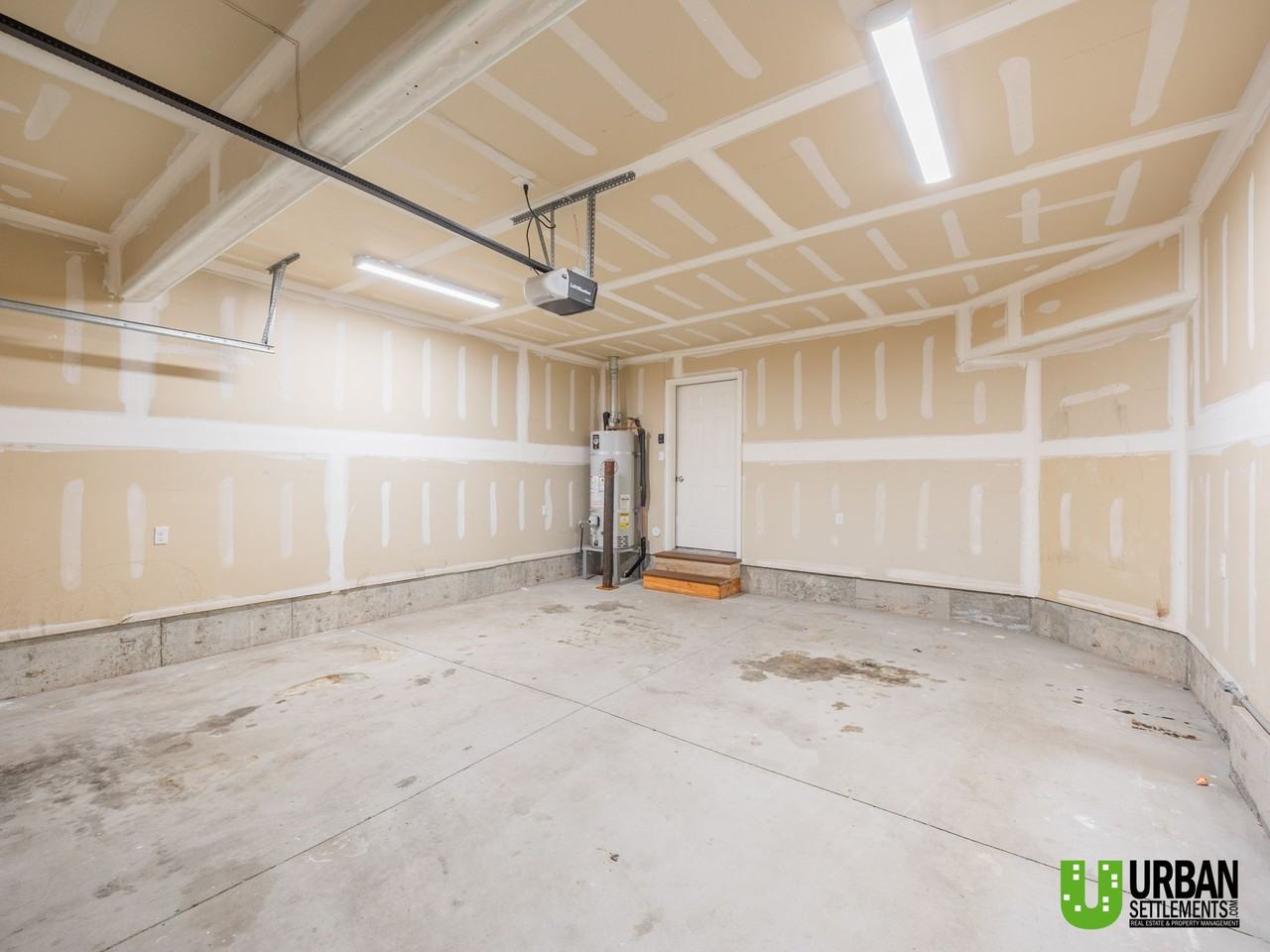 5519 E 14th Ave #5519 - Photo 7 of 24