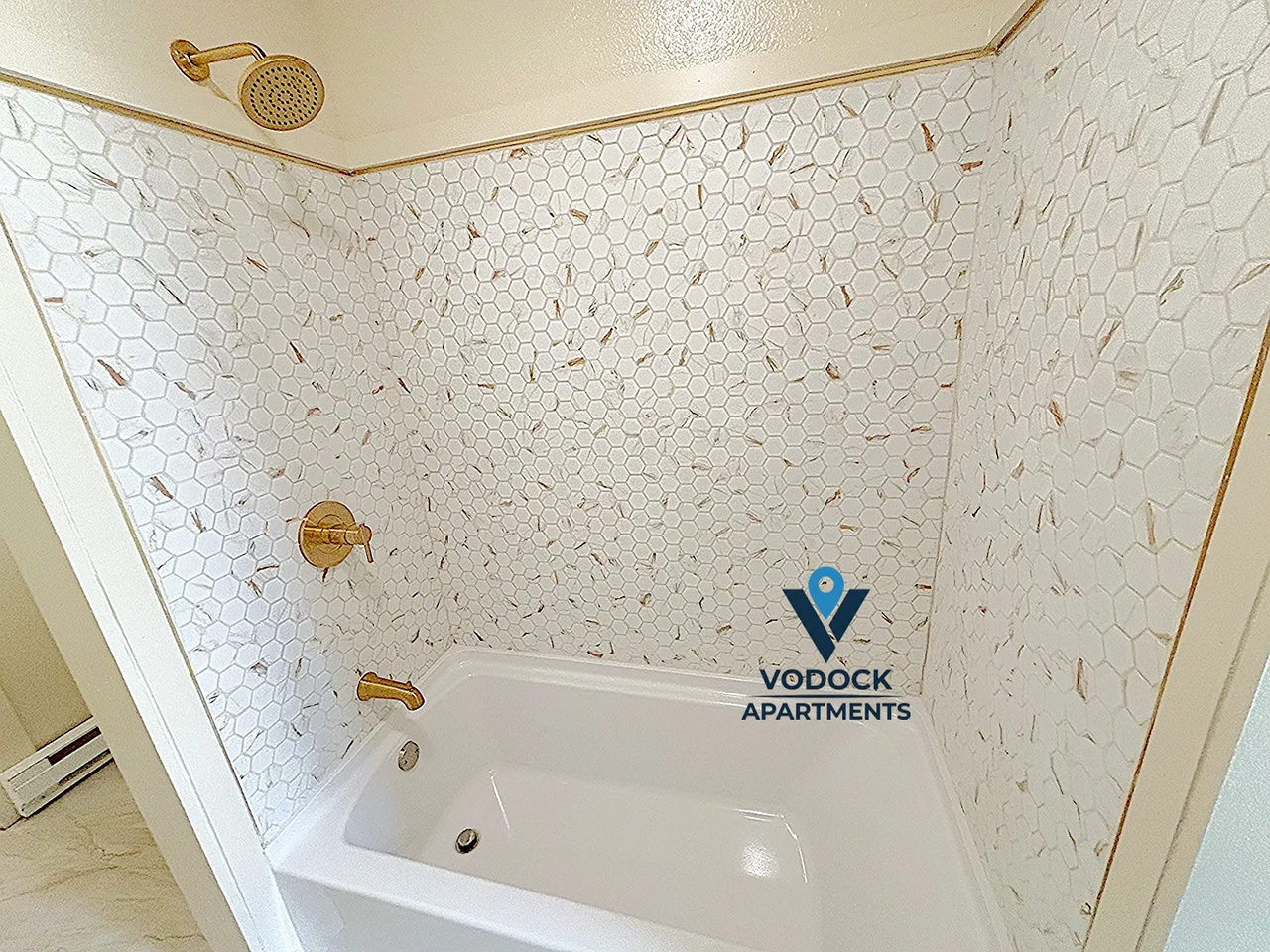 358 Orchard St #2 - Photo 4 of 14