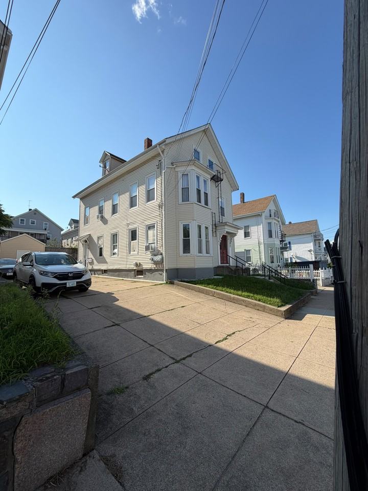 36 Pine St #3