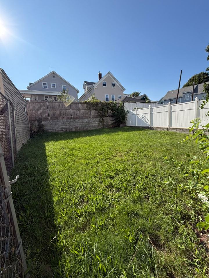 36 Pine St #3 - Photo 4 of 20