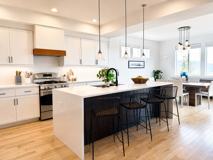 1643 14th Pl Ne #NA - Photo 1 of 1