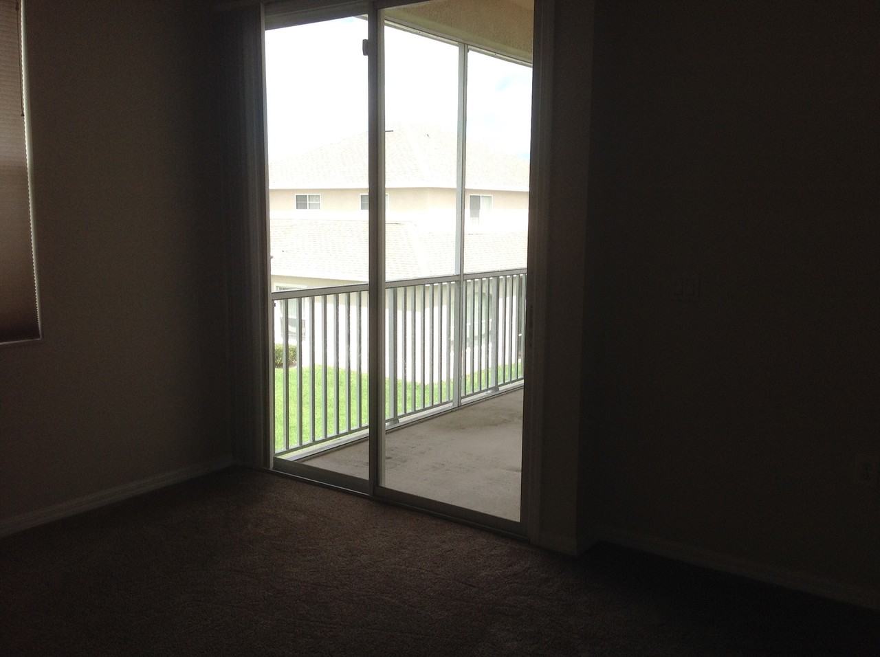 2533 Stanhope Dr #2533 - Photo 2 of 49