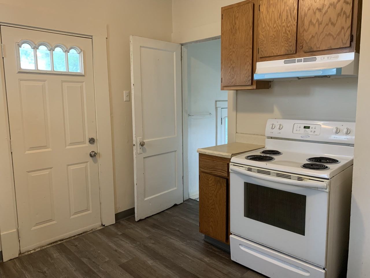 2724 Daleford Ave Ne #NA - Photo 5 of 16