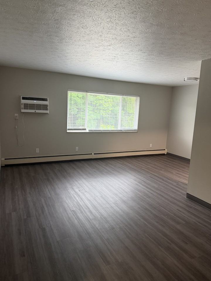 170 Spaulding Dr - Photo 6 of 6