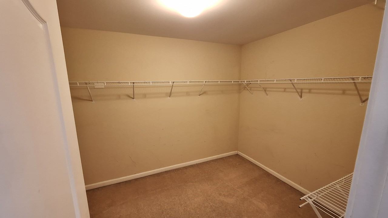 2885 Whitfield Ave #NA - Photo 4 of 22