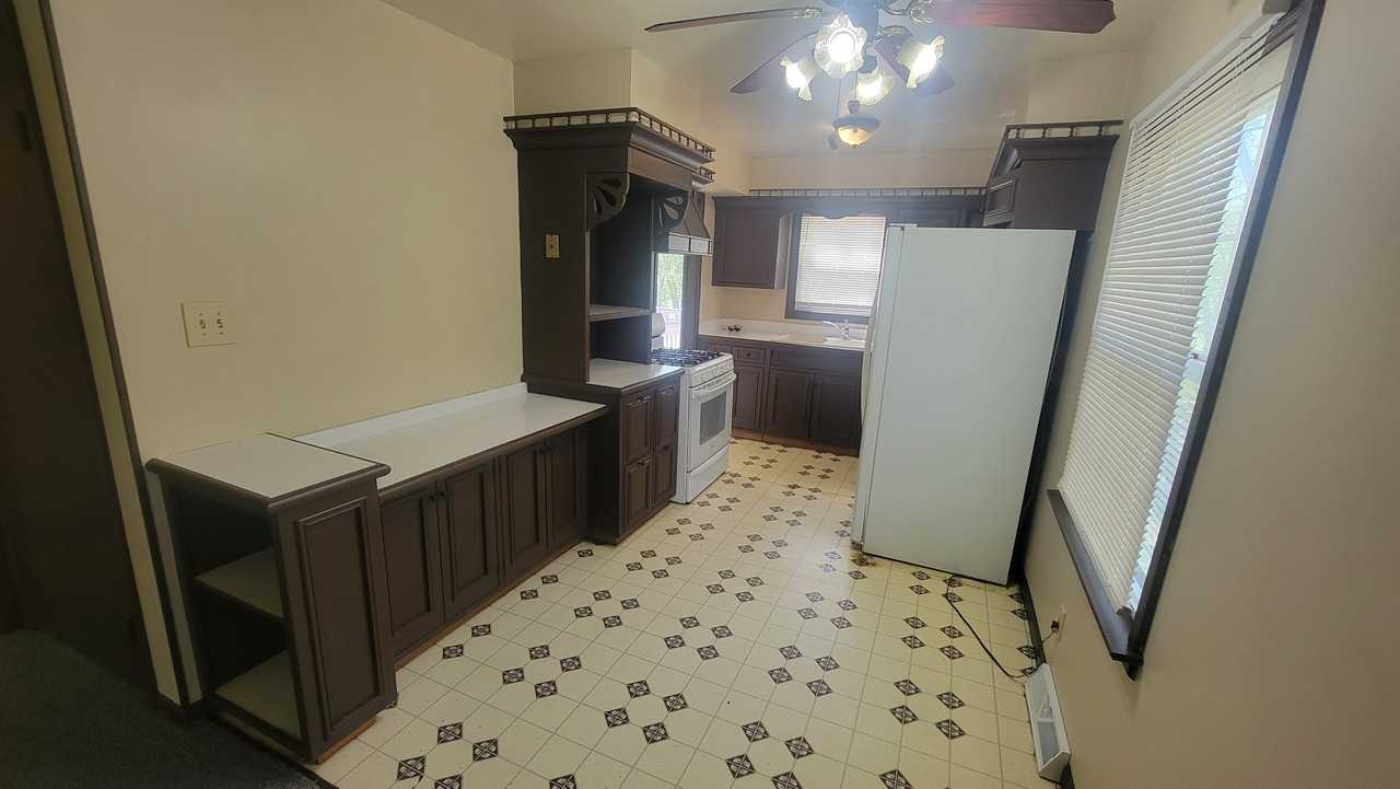 1450 Newton St #NA - Photo 3 of 5
