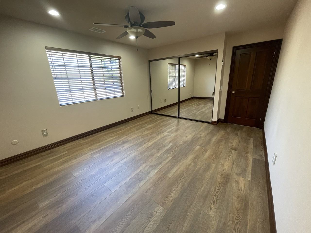 10322 White Fox Ln - Photo 2 of 17