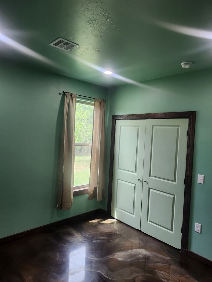 2504 E 32nd Ave #NA - Photo 5 of 18